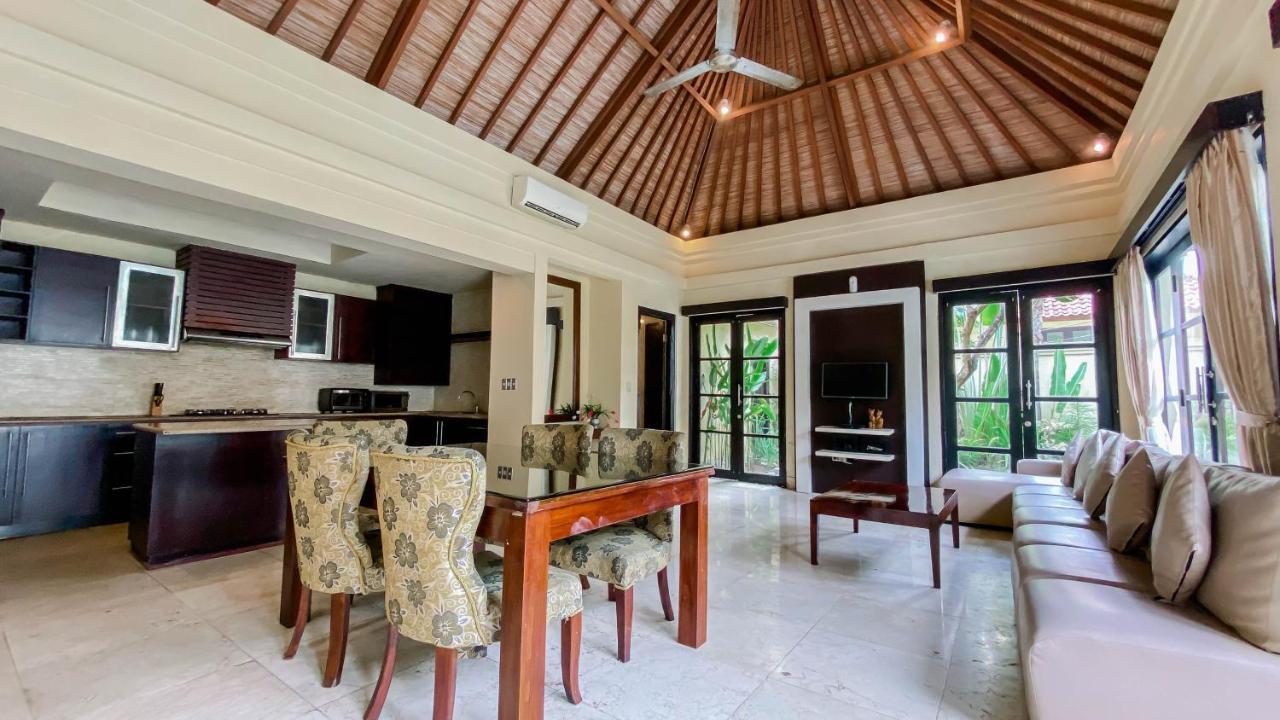 Cometa Villas Seminyak By Premier Hospitality Asia Extérieur photo